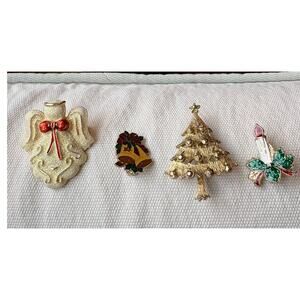 4 Vintaged Unmarked Christmas Brooches